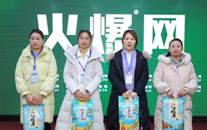 你追我趕中現精神 你追我趕中現精神