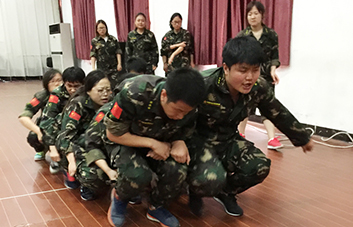 挑戰冠軍隊，與時間賽跑，與榮譽共舞！
